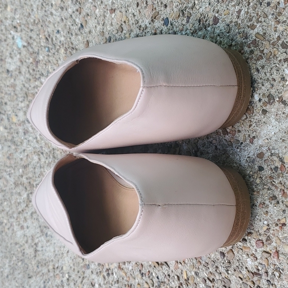 Halogen Blush Pink Pointed Toe Short Heel Flats 9.5 - Picture 3 of 9
